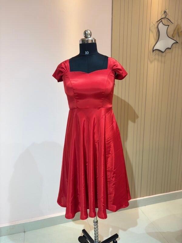 DRESS