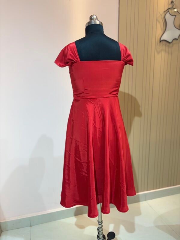 DRESS - Image 3